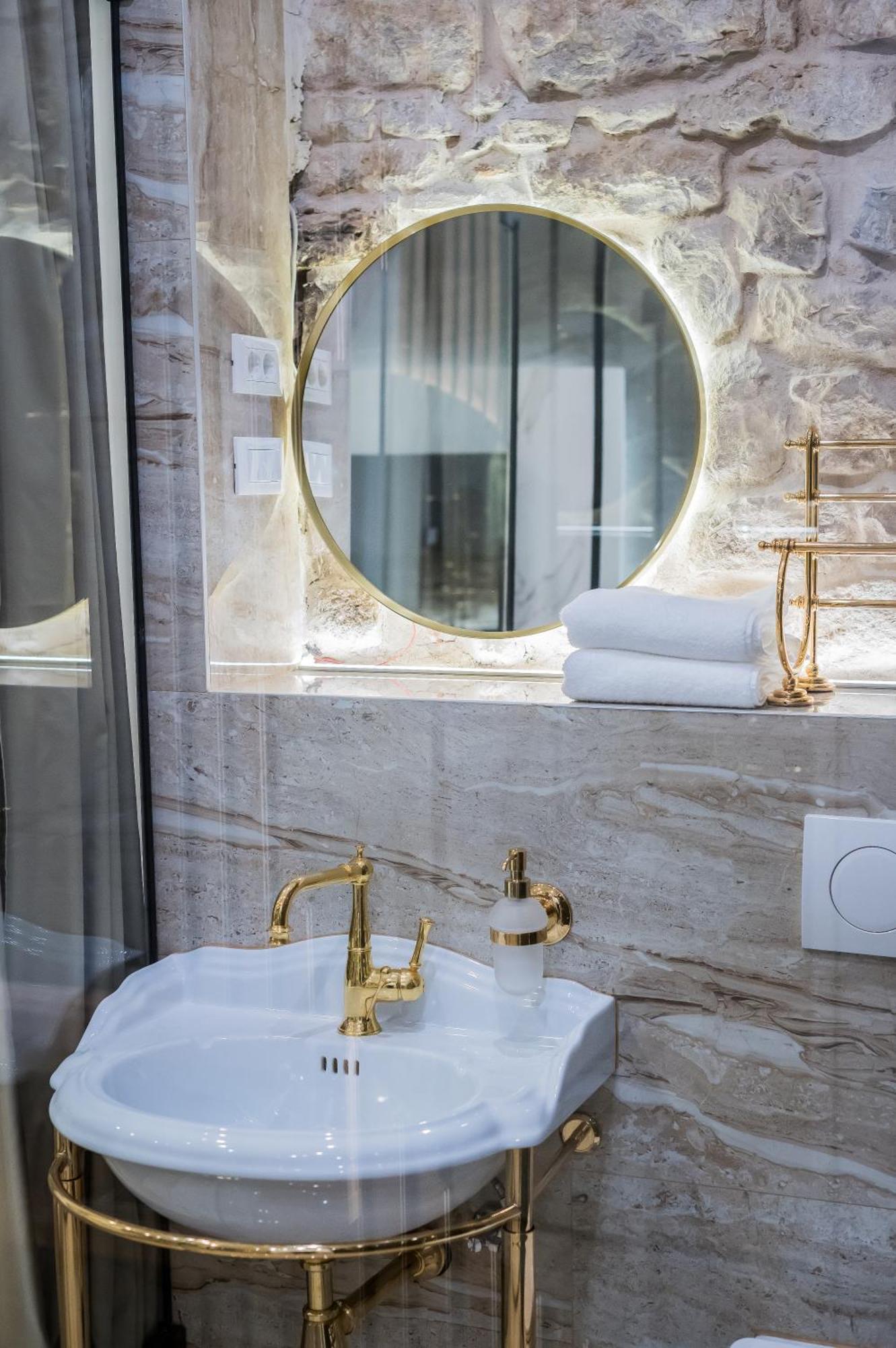 Emperor'S Residence Luxury Room - Unique Unesco Site Σπλιτ Εξωτερικό φωτογραφία